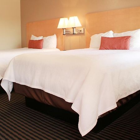 Travelodge By Wyndham Vallejo Buitenkant foto